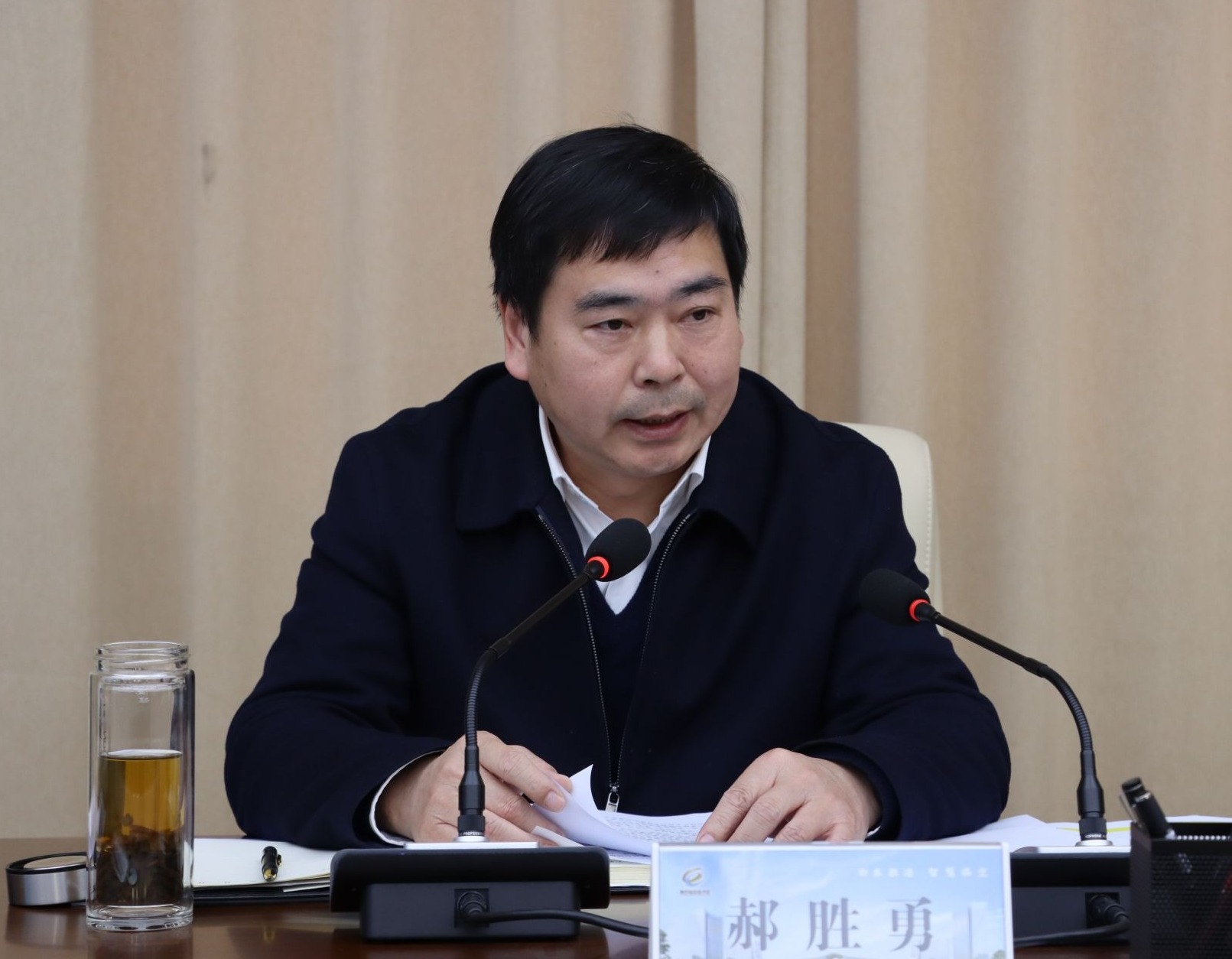 郝胜勇赴黄石临空经济区还地桥镇调研四季度冲刺工作
