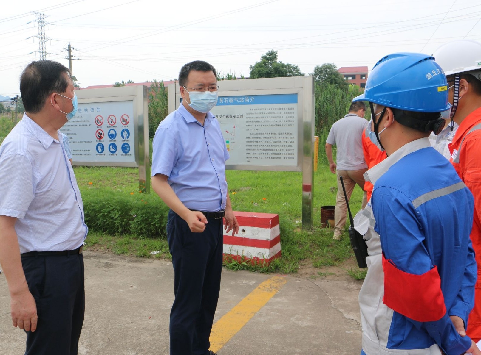6月16日,市委常委,纪委书记,监委主任姜鹏赴大箕铺镇检查安全生产工作